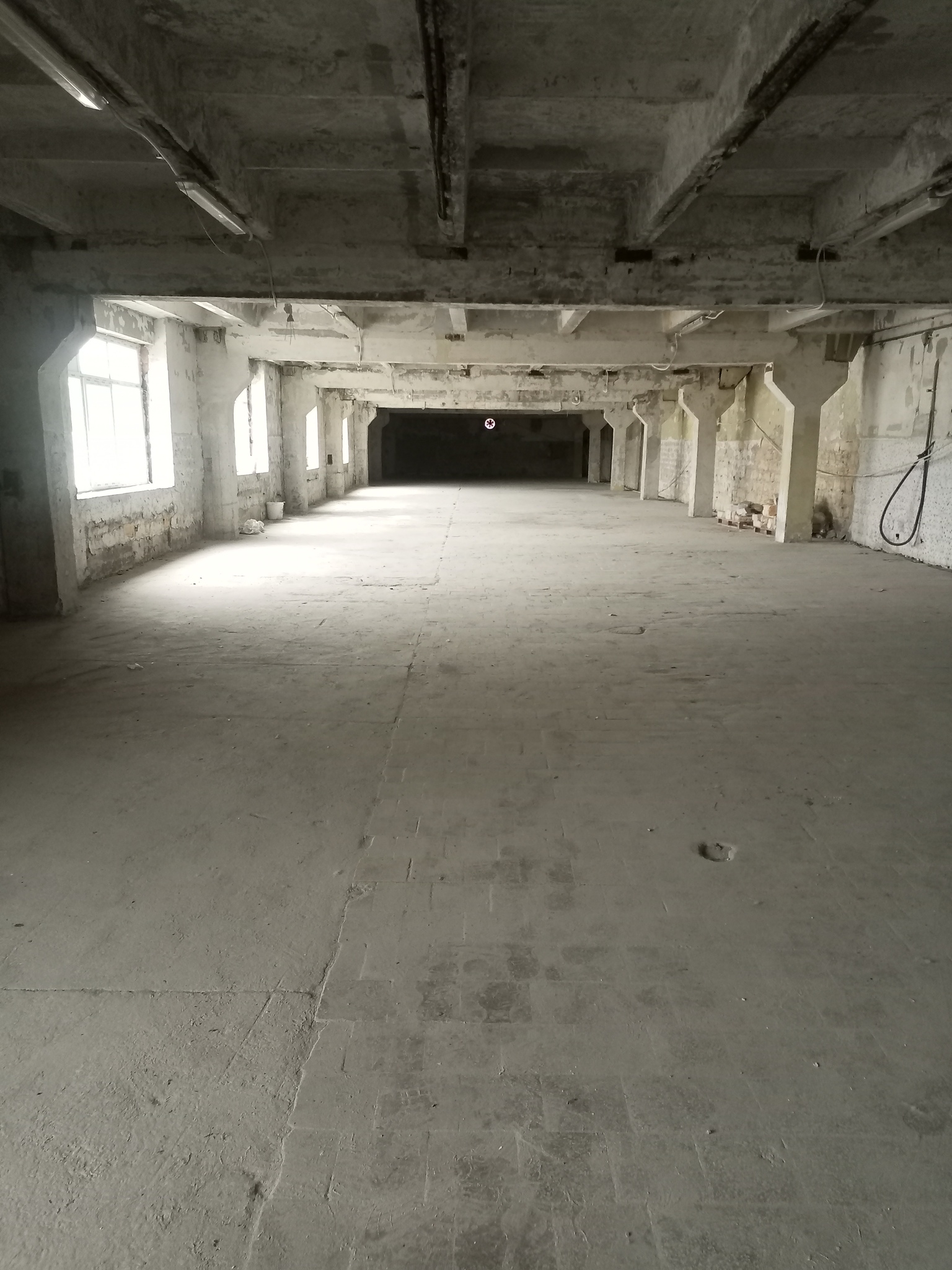 Продажа склада 2200 м², Балтская дор.