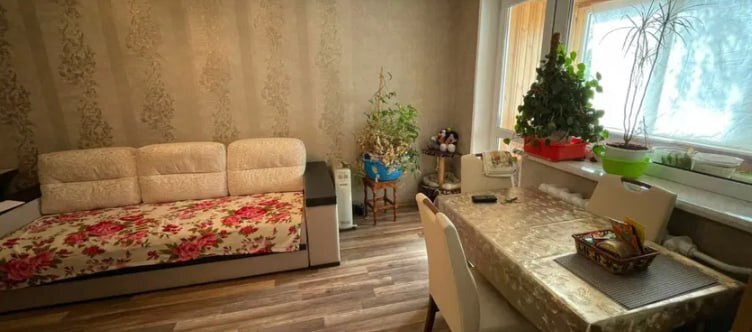 Продажа 2-комнатной квартиры 44 м², Августовская ул.