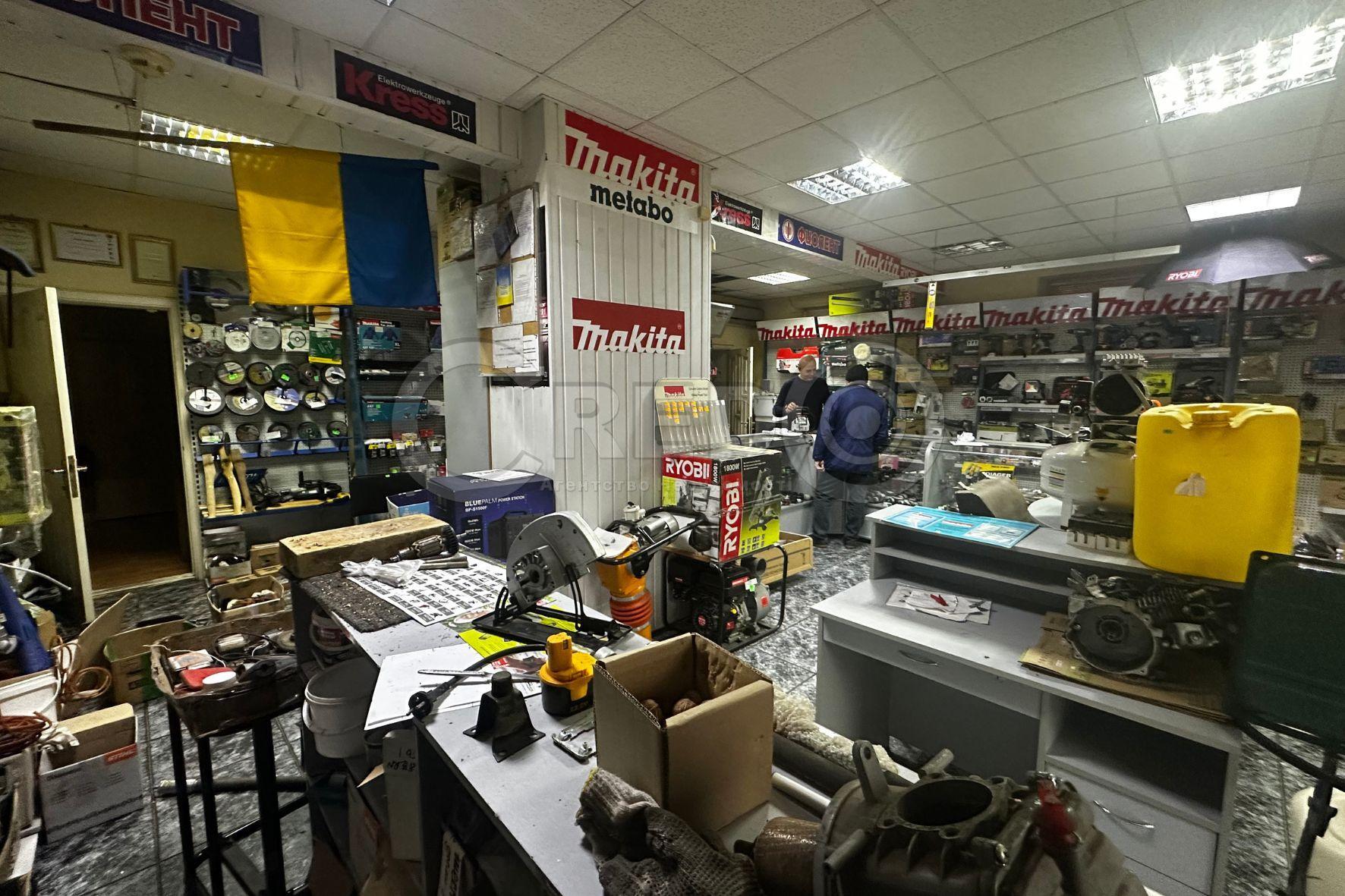 Продажа магазина 101.1 м², Владимира Великого пл.