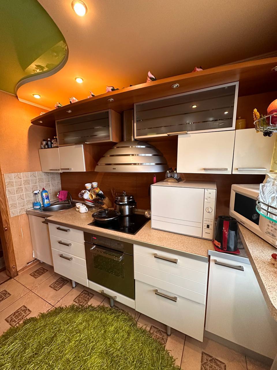 Продажа 3-комнатной квартиры 72.2 м², Интернационалистов ул.