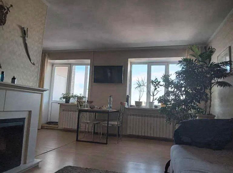 Продажа 3-комнатной квартиры 68 м², Заливная ул.