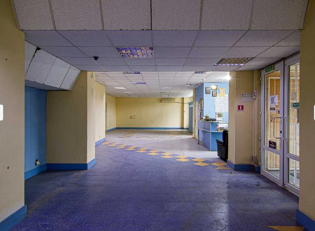 Оренда торговельного приміщення 207 м², Варненська вул.