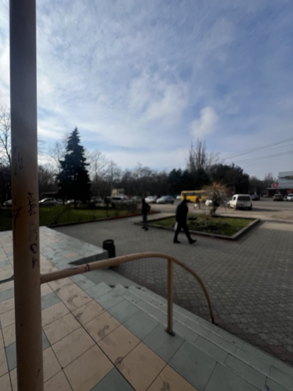 Оренда торговельного приміщення 234 м², Варненська вул.