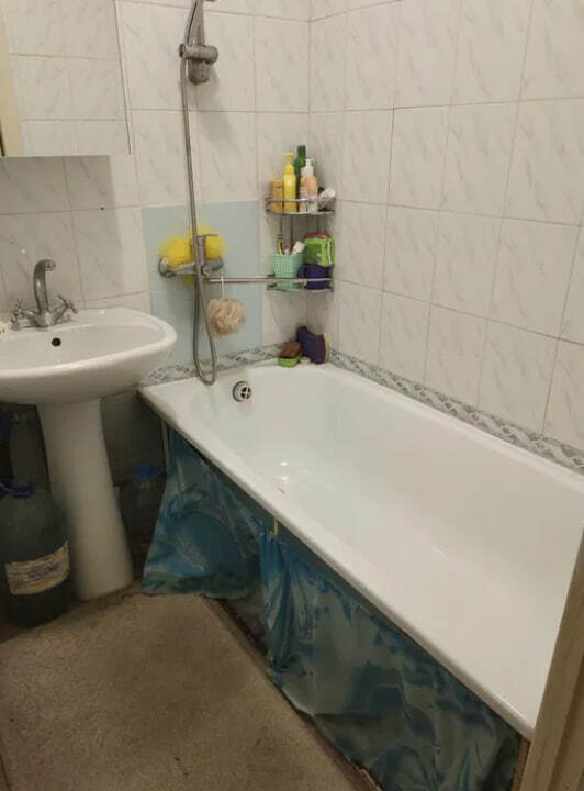 Продаж 3-кімнатної квартири 60 м², Нижньосироватська вул.