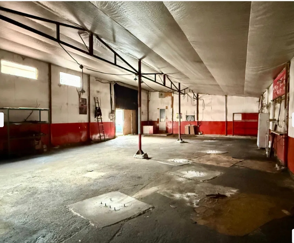 Аренда склада 247 м², Адмиральский просп.