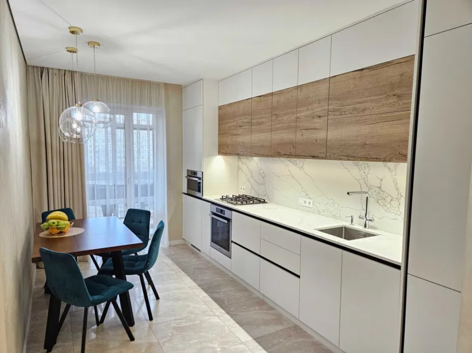 Продажа 2-комнатной квартиры 63 м², Интернационалистов ул.