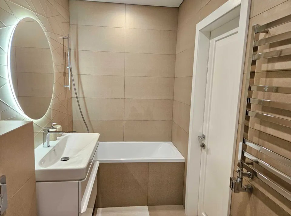 Продажа 2-комнатной квартиры 63 м², Интернационалистов ул.