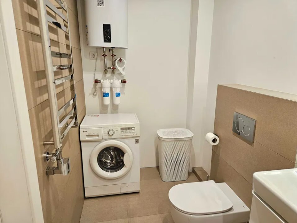 Продажа 2-комнатной квартиры 63 м², Интернационалистов ул.