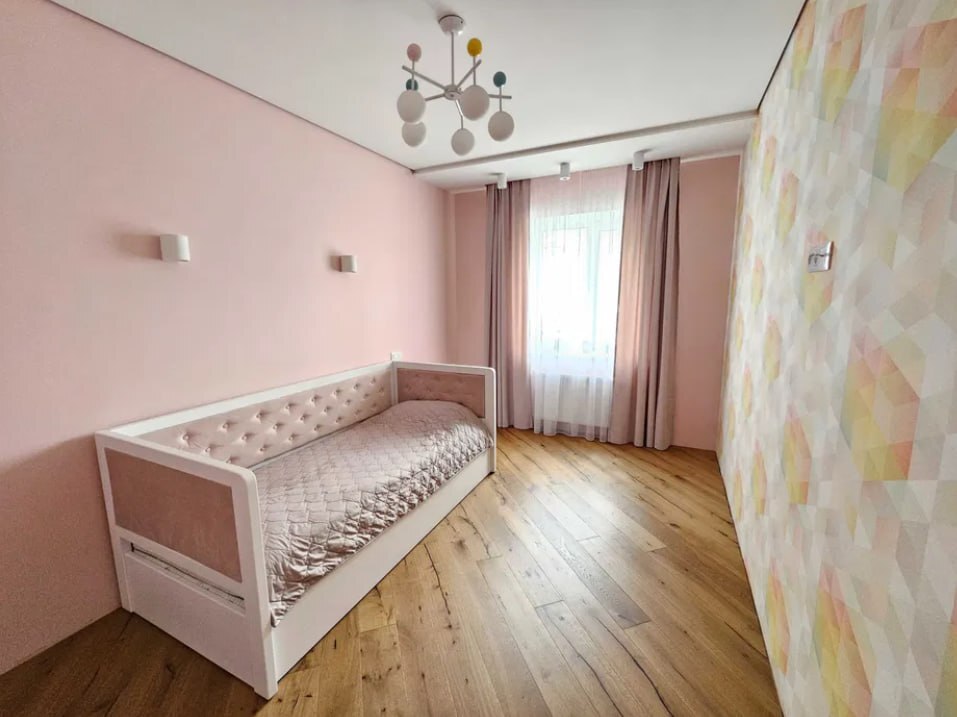 Продажа 2-комнатной квартиры 63 м², Интернационалистов ул.