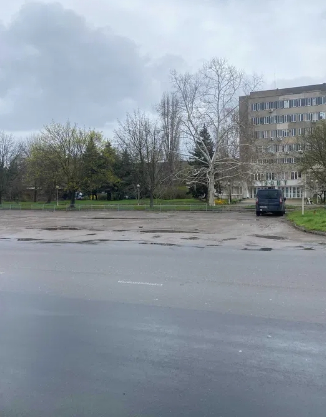 Оренда торговельного приміщення 1000 м², Небесної сотні просп.