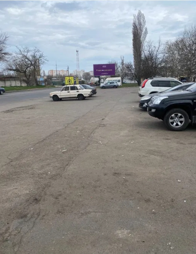 Оренда торговельного приміщення 1000 м², Небесної сотні просп.