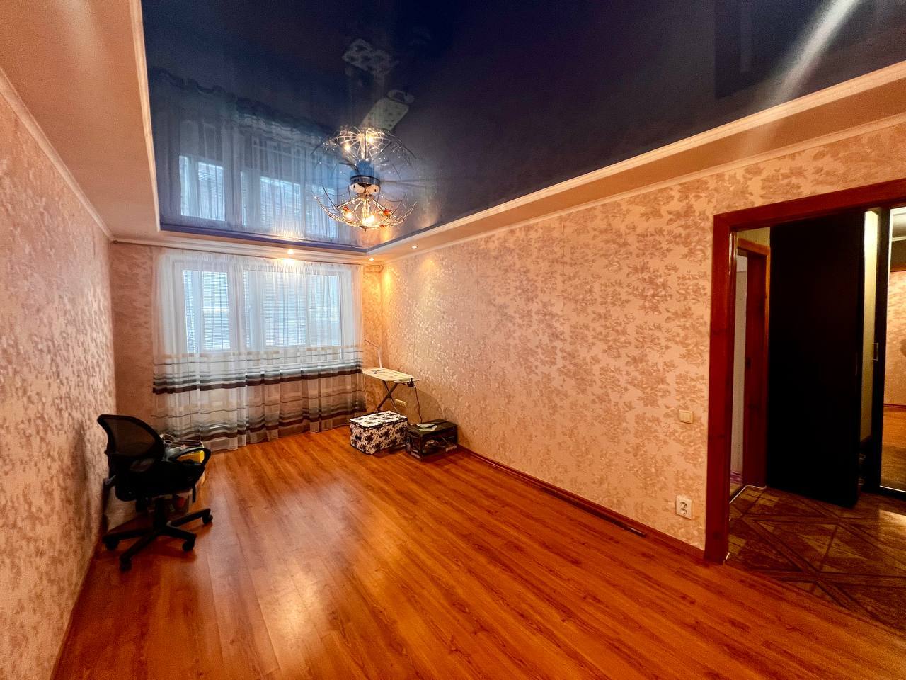 Продаж 3-кімнатної квартири 63 м², Бельгійська вул.