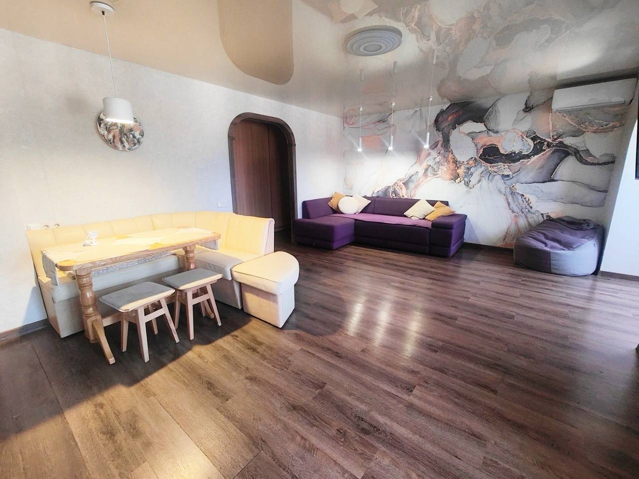 Продажа 3-комнатной квартиры 64 м², Катерины Зеленко ул.