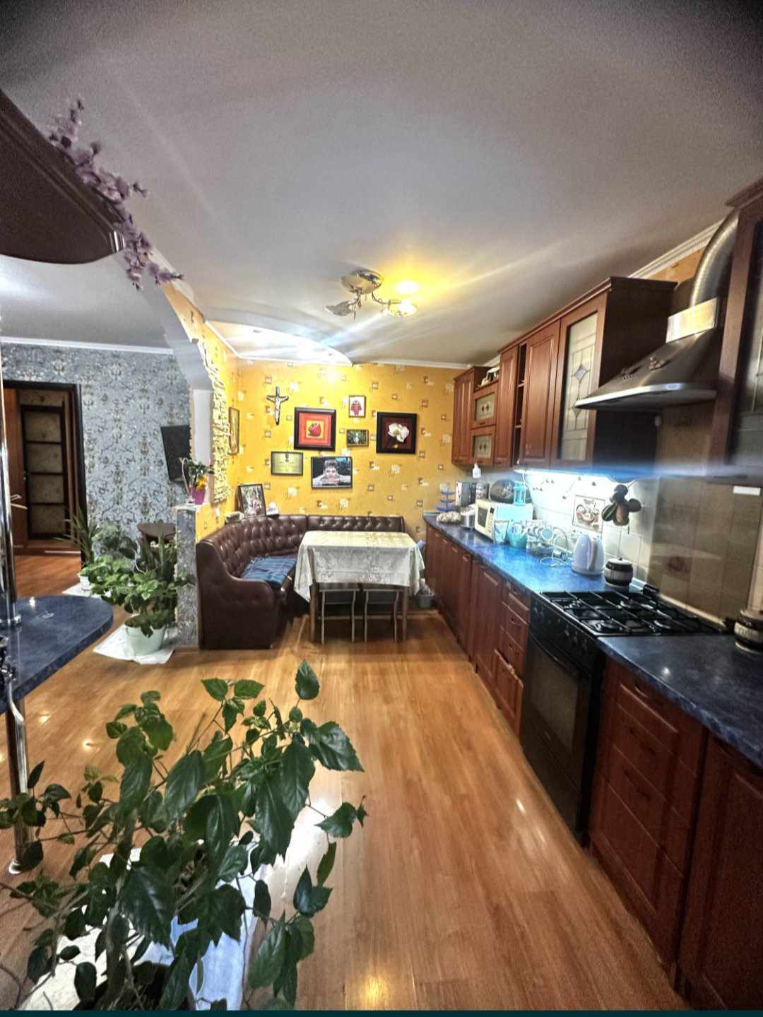 Продаж 3-кімнатної квартири 67 м², Київський Шлях вул., 47