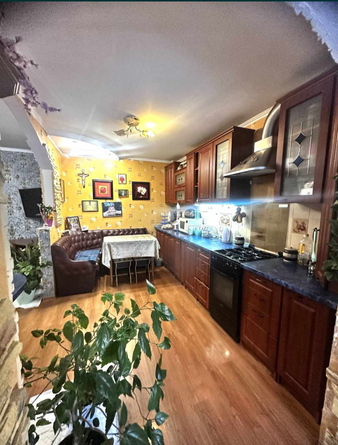 Продаж 3-кімнатної квартири 67 м², Київський Шлях вул., 47