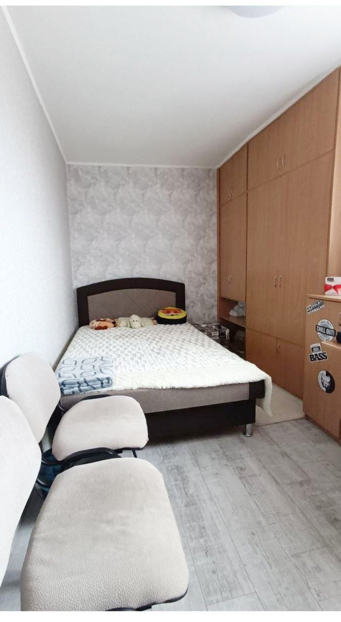 Продажа 3-комнатной квартиры 50 м², Героев Небесной Сотни ул.