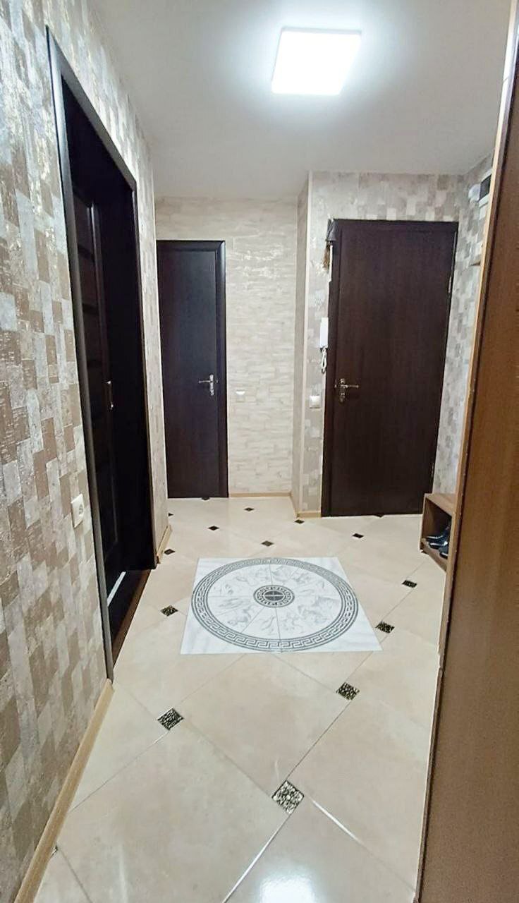 Продажа 3-комнатной квартиры 50 м², Героев Небесной Сотни ул.