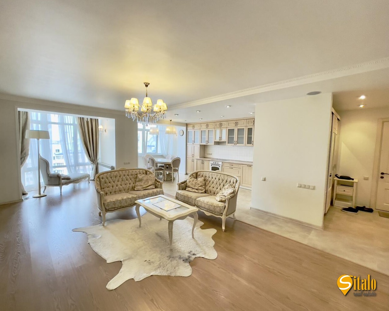 Продажа 5-комнатной квартиры 192 м², Ломоносова ул., 52/3