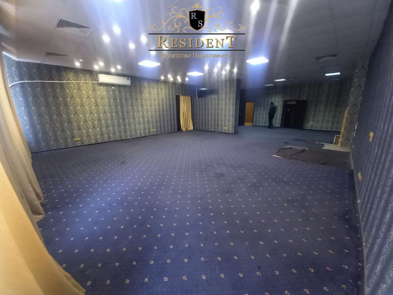Оренда комерції 205 м², Катеринославський бул., 2
