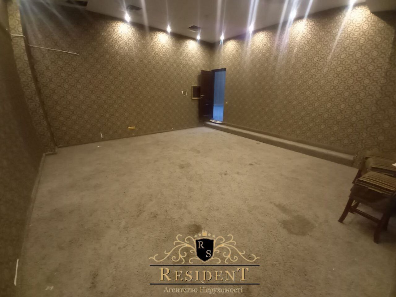 Оренда комерції 205 м², Катеринославський бул., 2