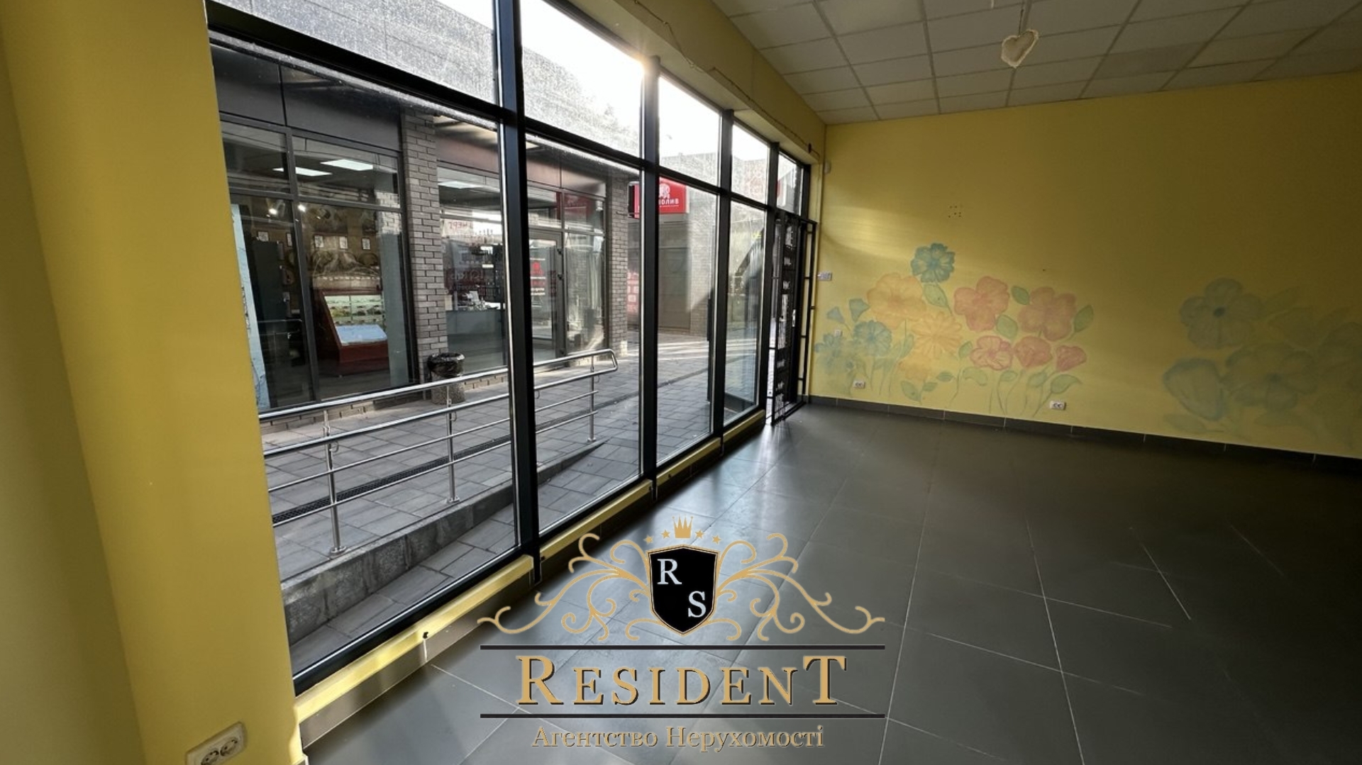 Аренда коммерции 33 м², Березаневская ул., 7