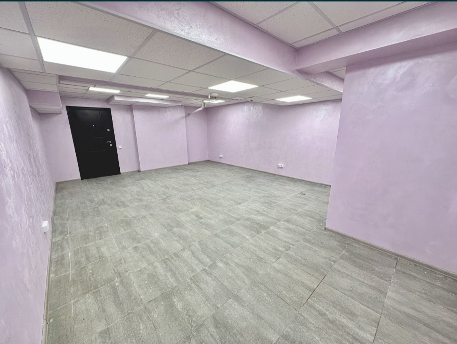 Оренда приміщення вільного призначення 260 м², Саперно-Слобідська вул., 8