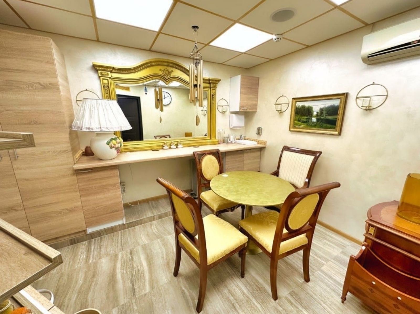 Оренда приміщення вільного призначення 250 м², Саперно-Слобідська вул., 8