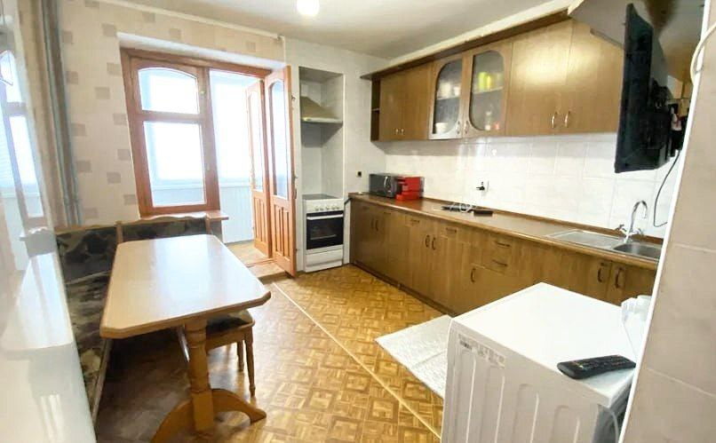 Продажа 3-комнатной квартиры 77 м², Герасима Кондратьева ул.