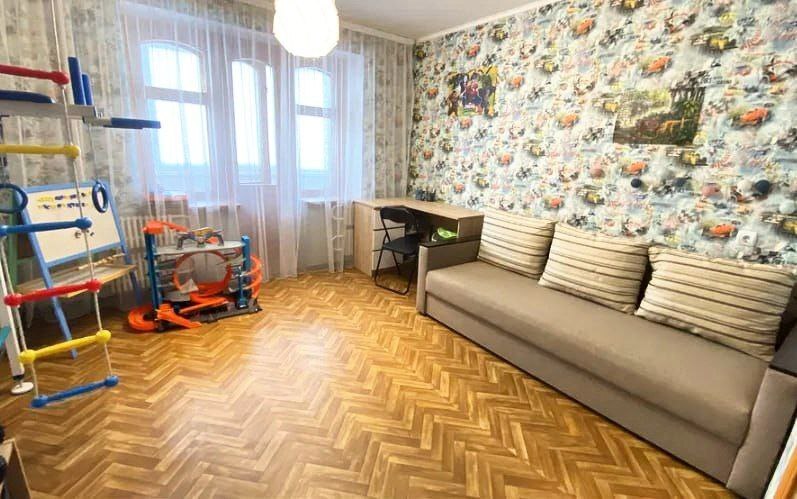 Продажа 3-комнатной квартиры 77 м², Герасима Кондратьева ул.