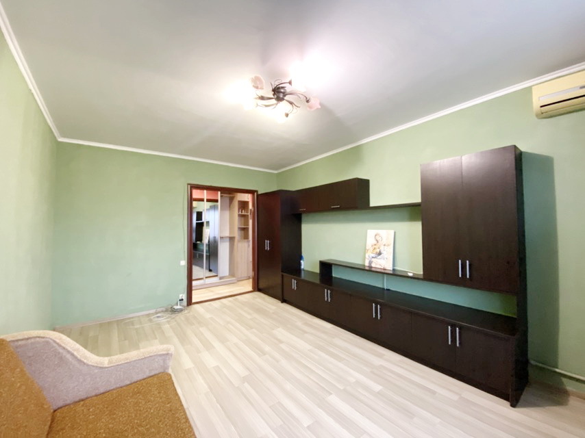 Продажа 3-комнатной квартиры 68 м², Озерная ул., 15А