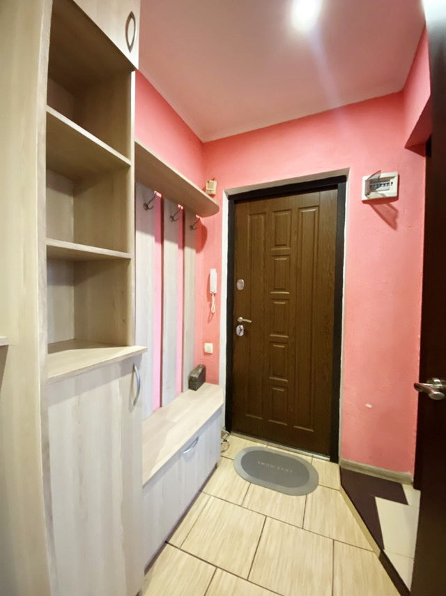Продажа 3-комнатной квартиры 68 м², Озерная ул., 15А
