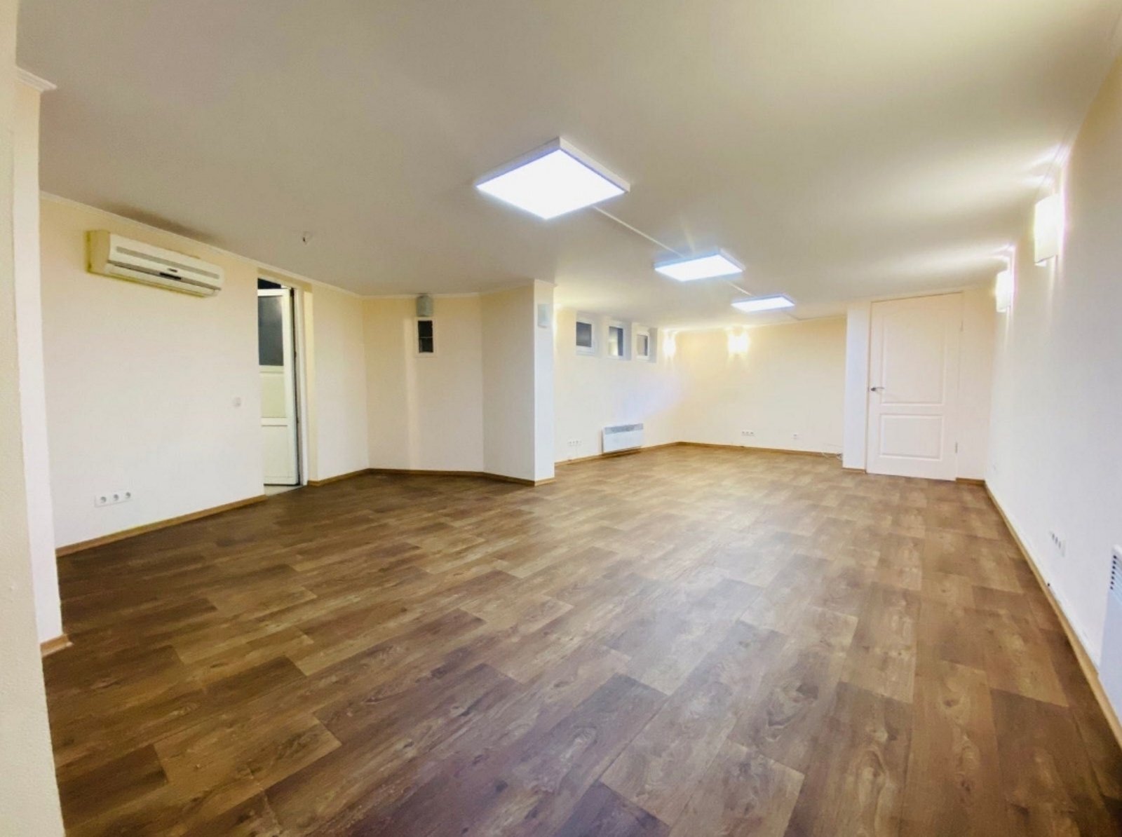 Аренда помещения свободного назначения 400 м², Валерия Лобановского просп., 126Г