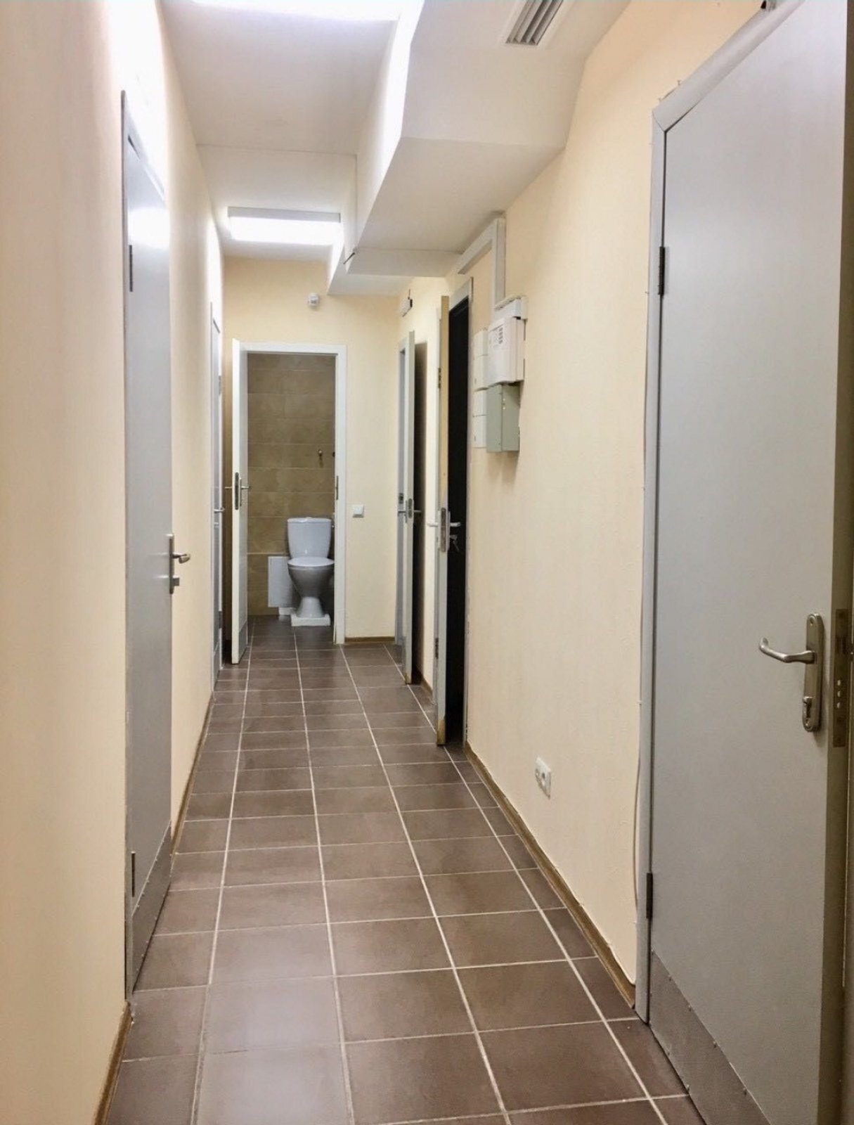 Оренда приміщення вільного призначення 17 м², Ділова вул., 6