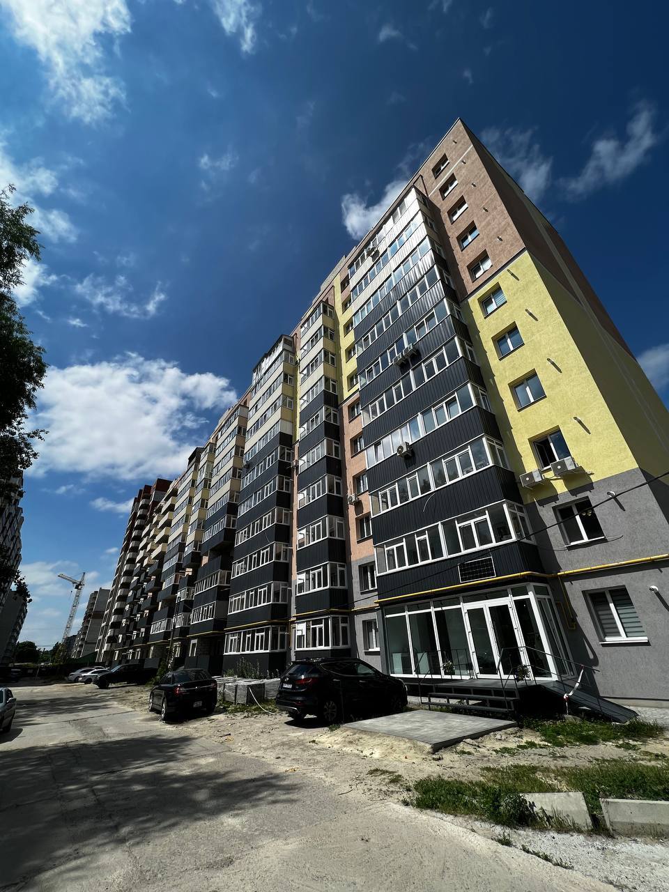 Продажа 3-комнатной квартиры 96 м², Михаила Лушпы просп.