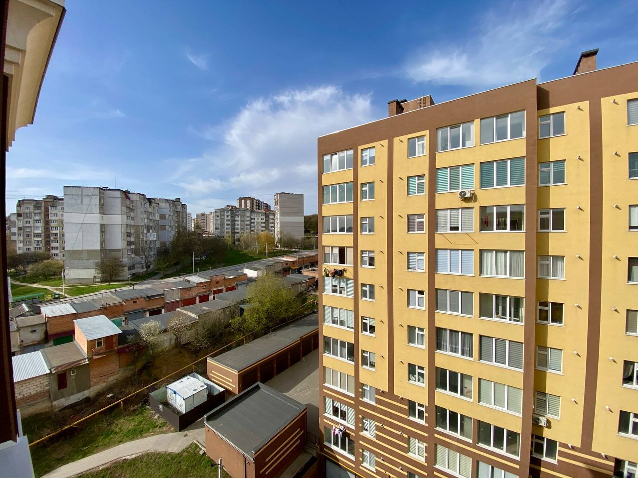 Продажа 2-комнатной квартиры 63.6 м², Кармелюка ул.