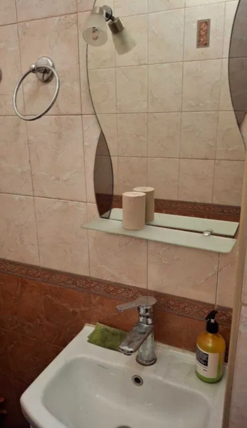 Оренда торговельного приміщення 49 м², Разумовская вул.