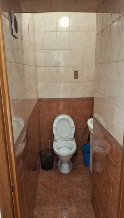 Оренда торговельного приміщення 49 м², Разумовская вул.