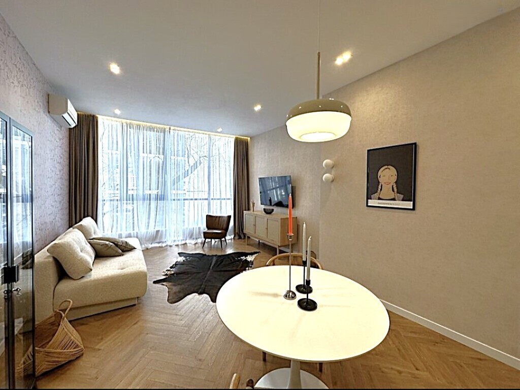 Аренда 1-комнатной квартиры 62 м², Ванный пер., 1А