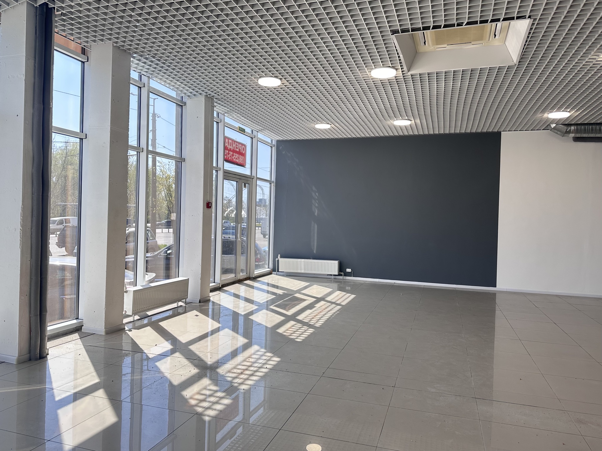 Оренда приміщення вільного призначення 110 м², Набережна Перемоги вул., 62