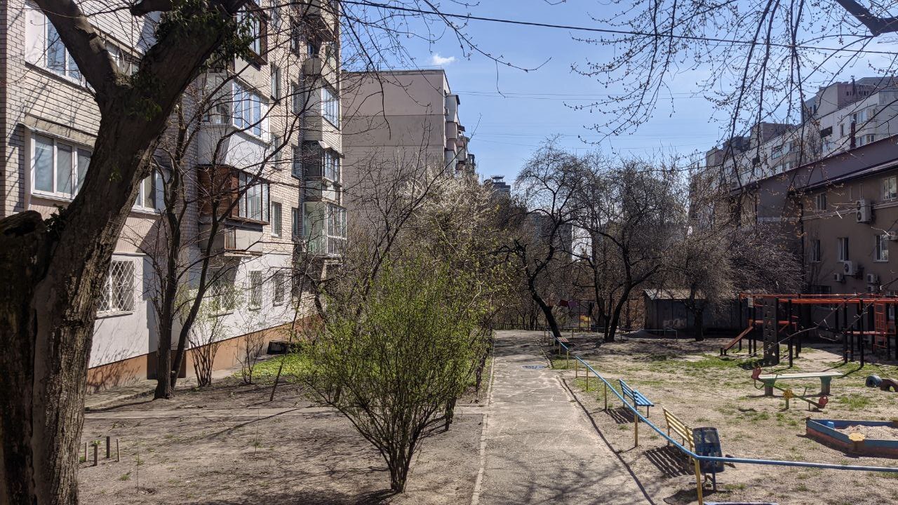 Продажа 2-комнатной квартиры 46 м², Лабораторный пер., 4
