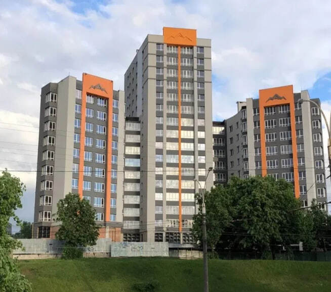 Продажа 3-комнатной квартиры 91 м², Харьковская ул.