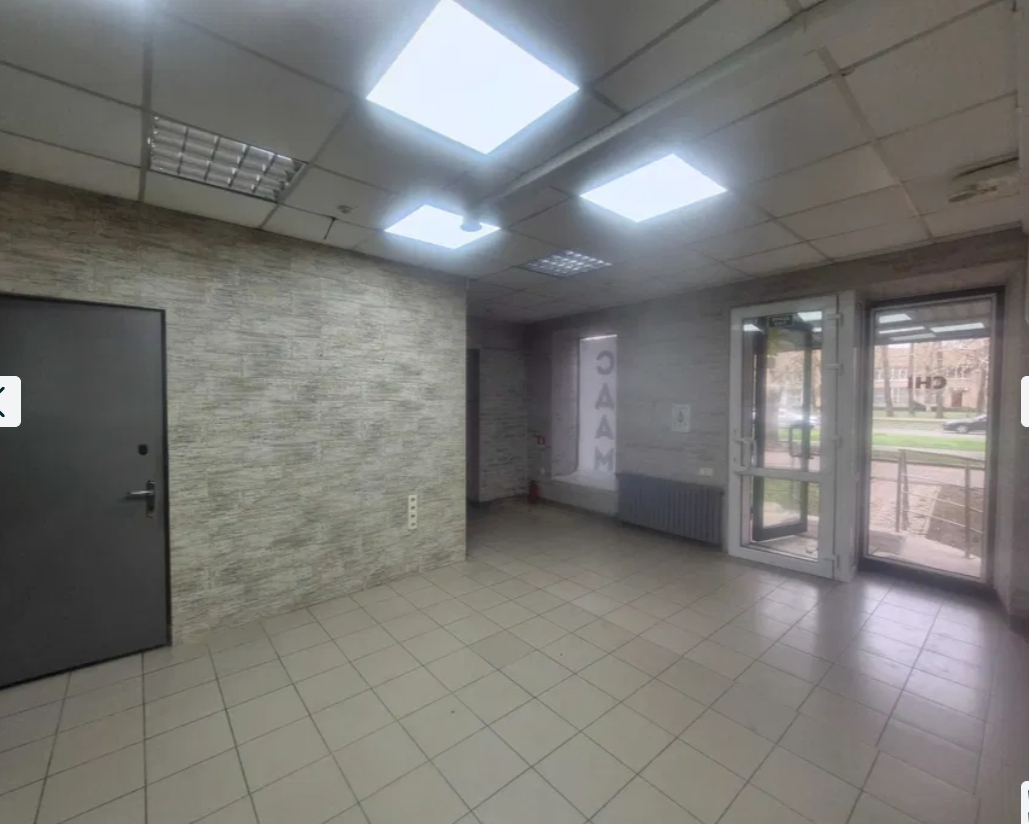 Оренда приміщення вільного призначення 80 м², Варненська вул.