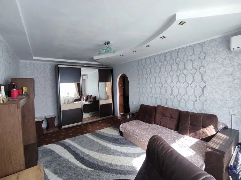 Продажа 1-комнатной квартиры 33 м², Нижнесыроватская ул.