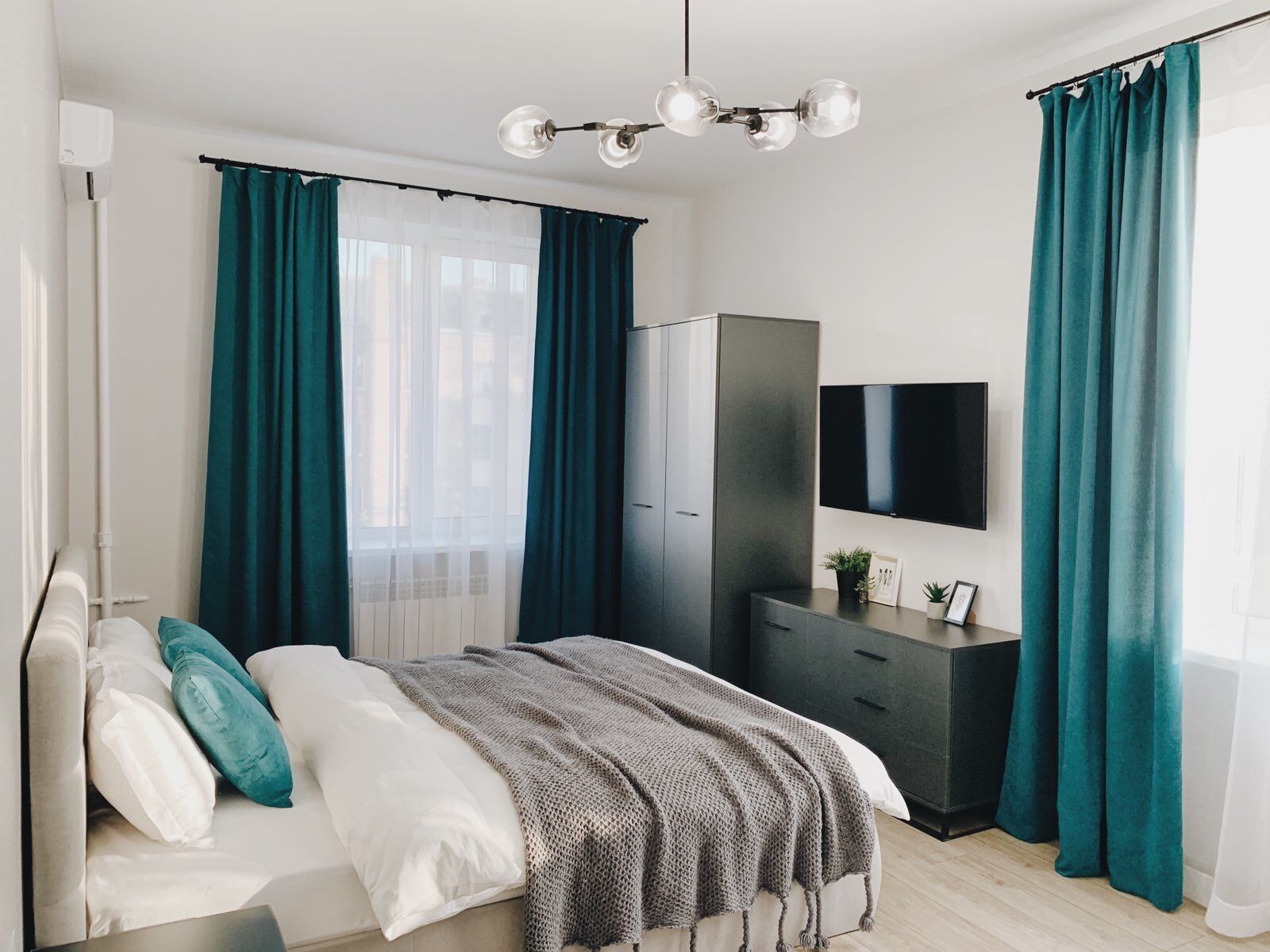 Аренда 2-комнатной квартиры 40 м², Джона Маккейна ул., 20