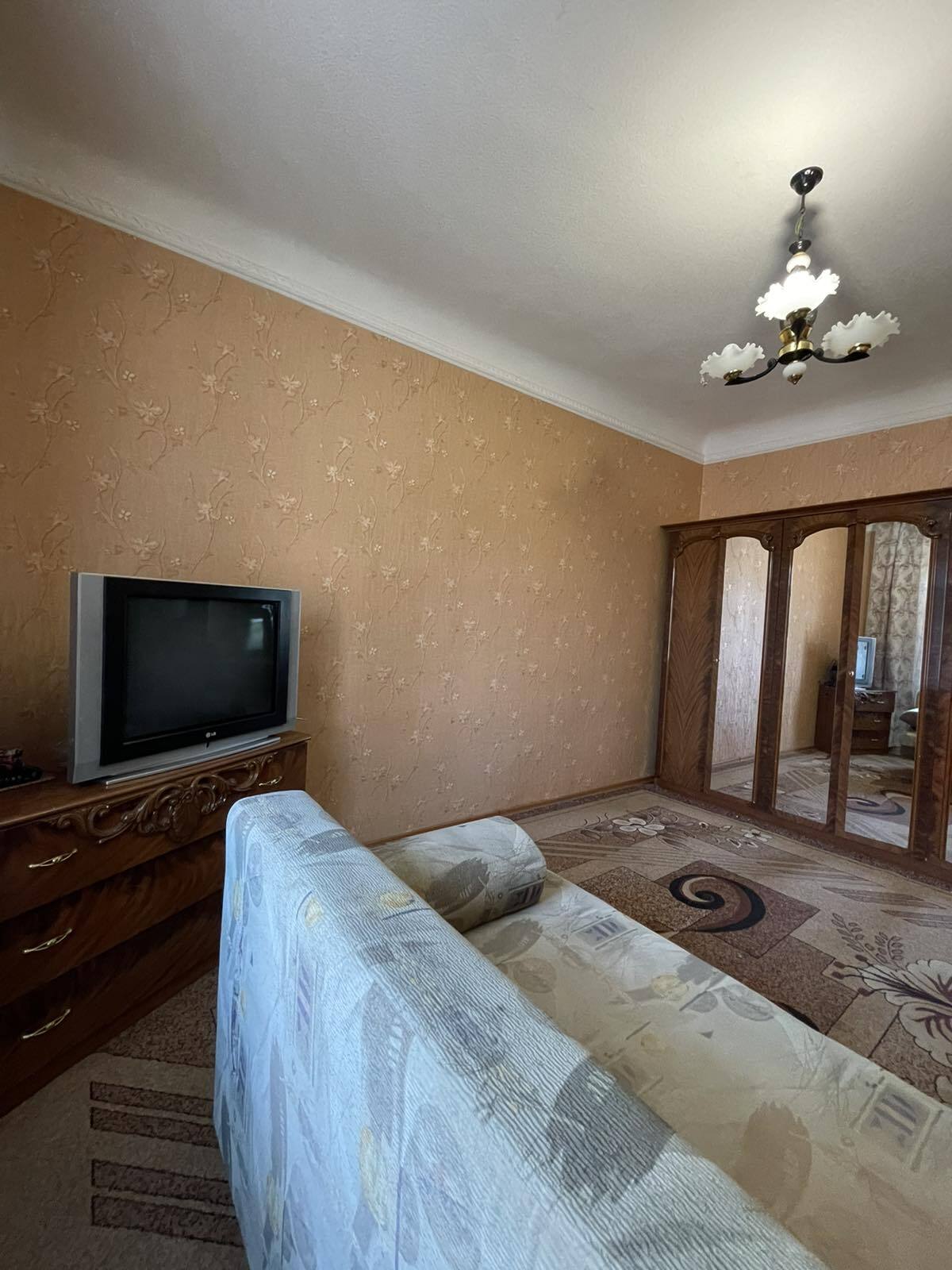 Аренда 3-комнатной квартиры 65 м², Караваева ул., 7