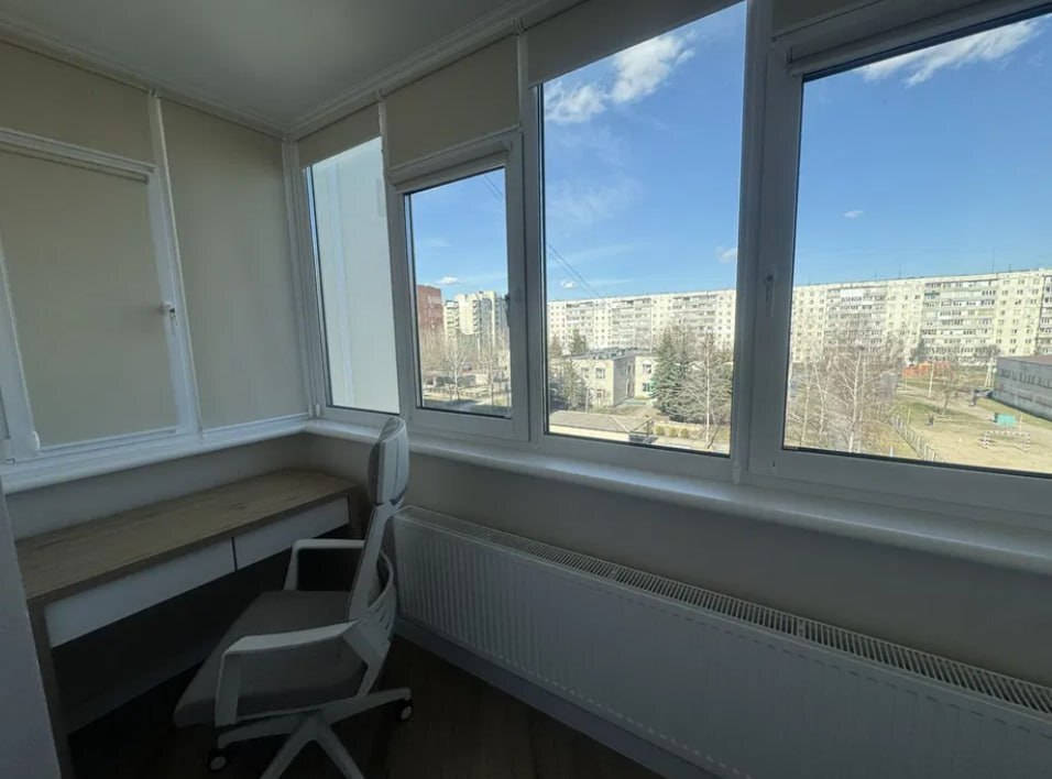 Продаж 1-кімнатної квартири 46.3 м², Михайла Лушпи просп.