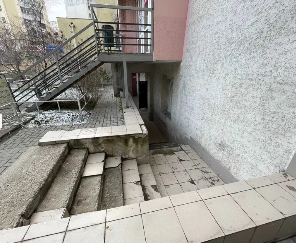 Оренда приміщення вільного призначення 130 м², Пішонівська вул.