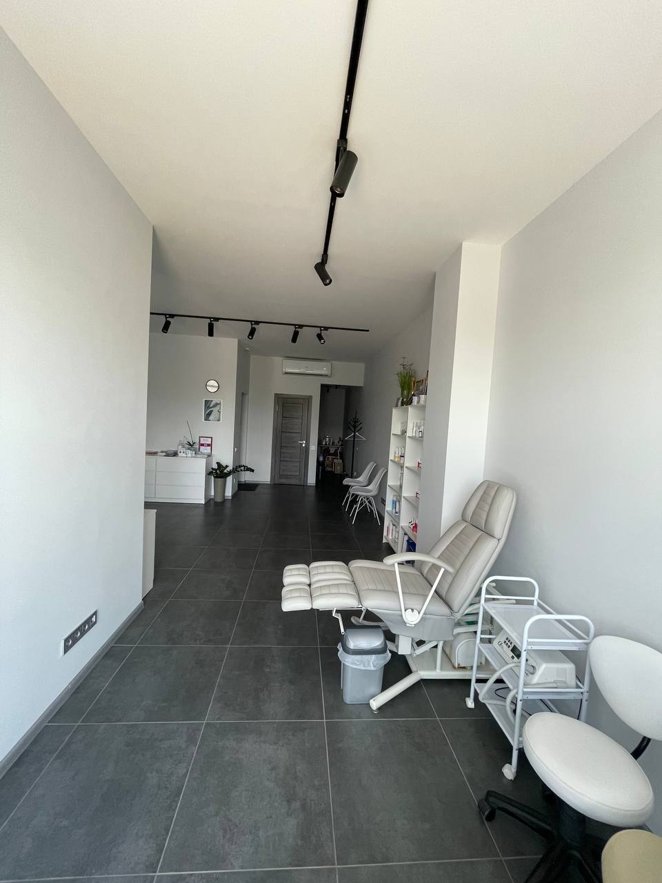 Продажа офиса 65 м², Дмитрия Яворницкого просп.