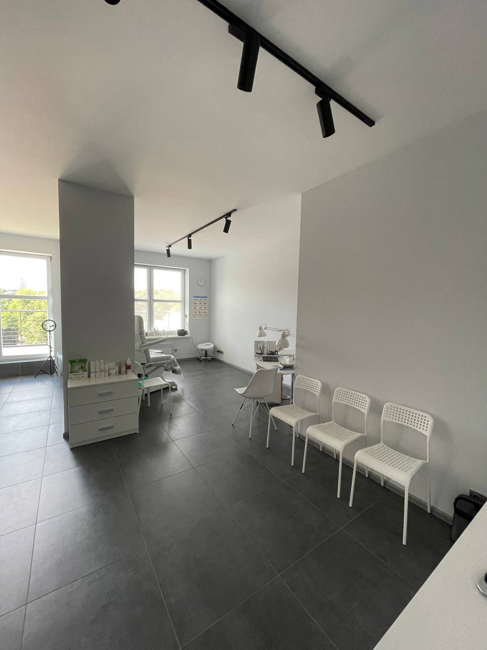 Продажа офиса 65 м², Дмитрия Яворницкого просп.