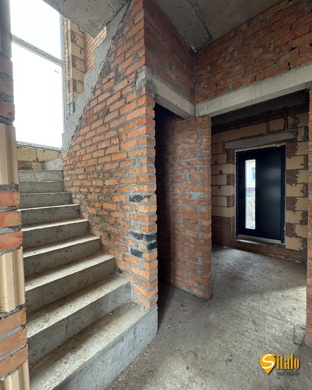 Продаж будинку 120 м²